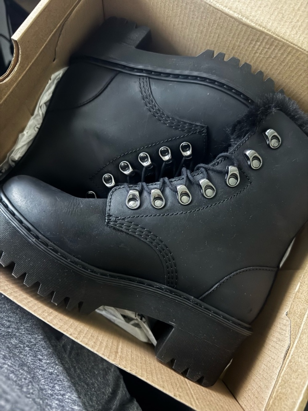 Dr. Martens Leona FL Ankle Boots Black